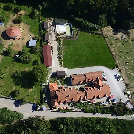 Kadlcuv Mlyn Casa de hóspedes Brno